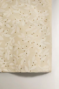 CHRISTMAS HOLLY LEAF WRAPPING PAPER