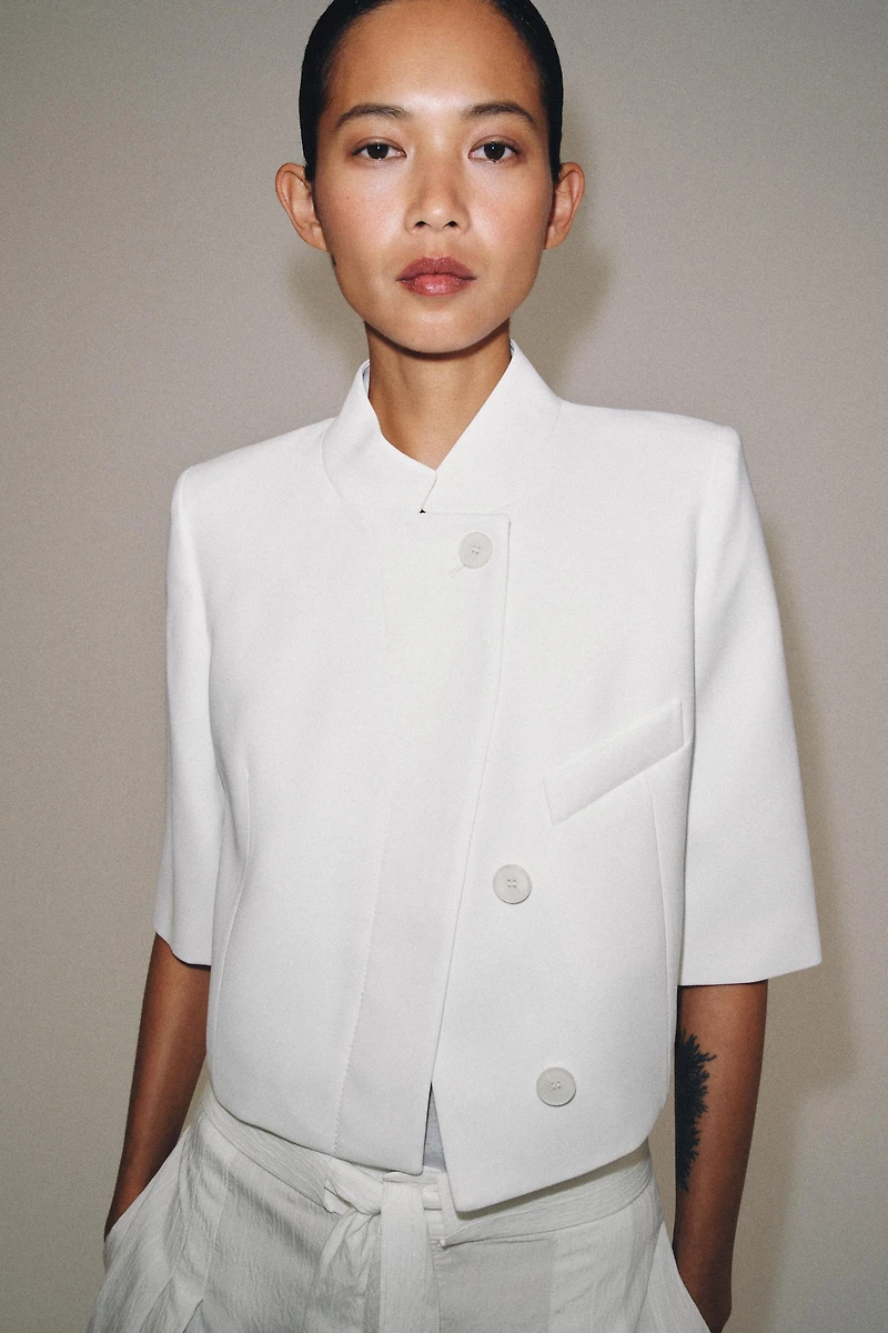 SHORT SLEEVE CROPPED BLAZER ZW COLLECTION