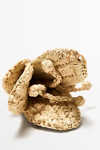 Raffia flower charm