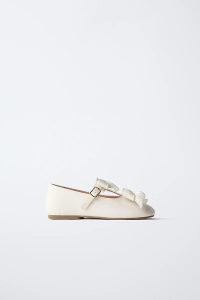 BALLET FLATS WITH BOWS
