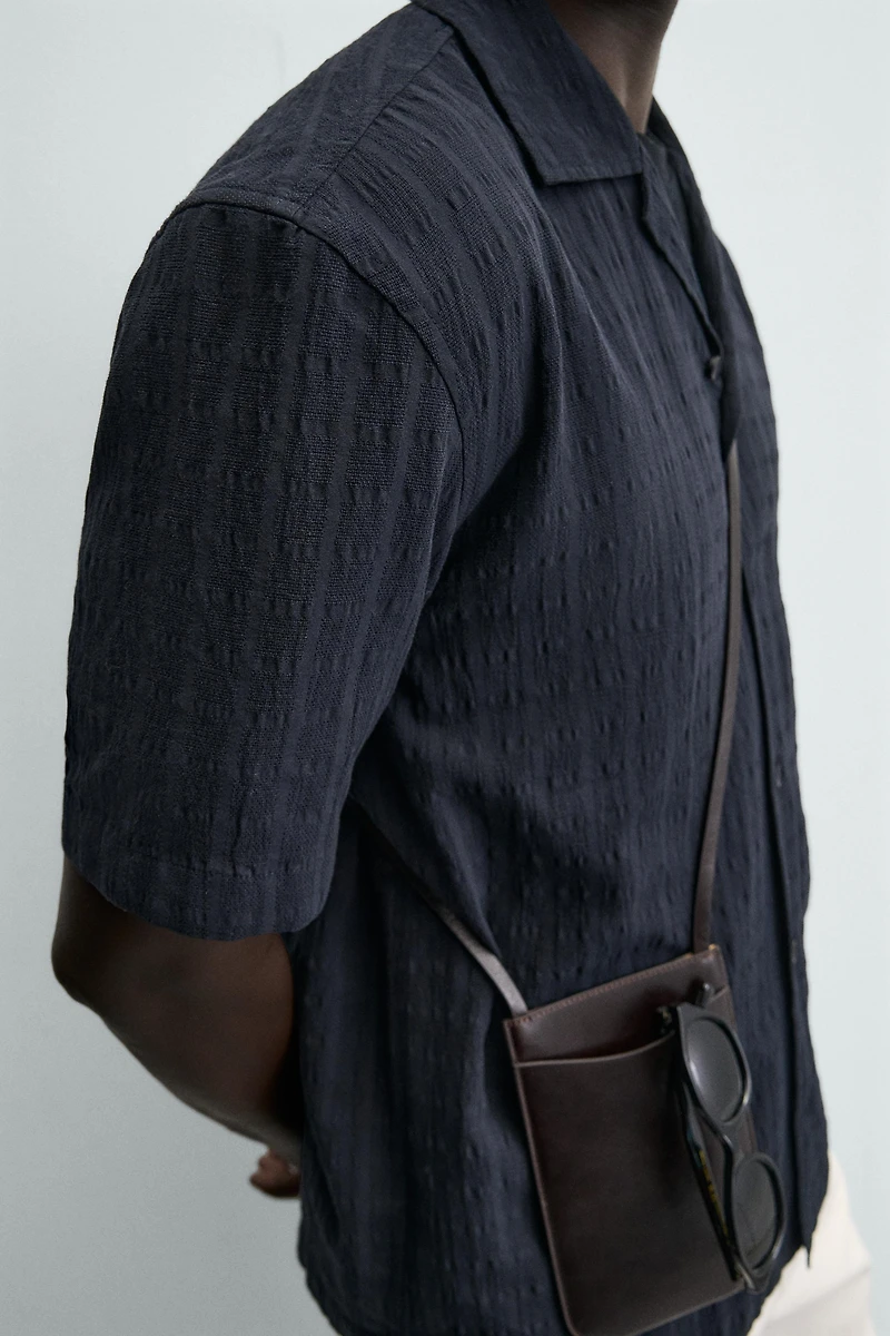 REGULAR FIT TEXTURED SHIRT