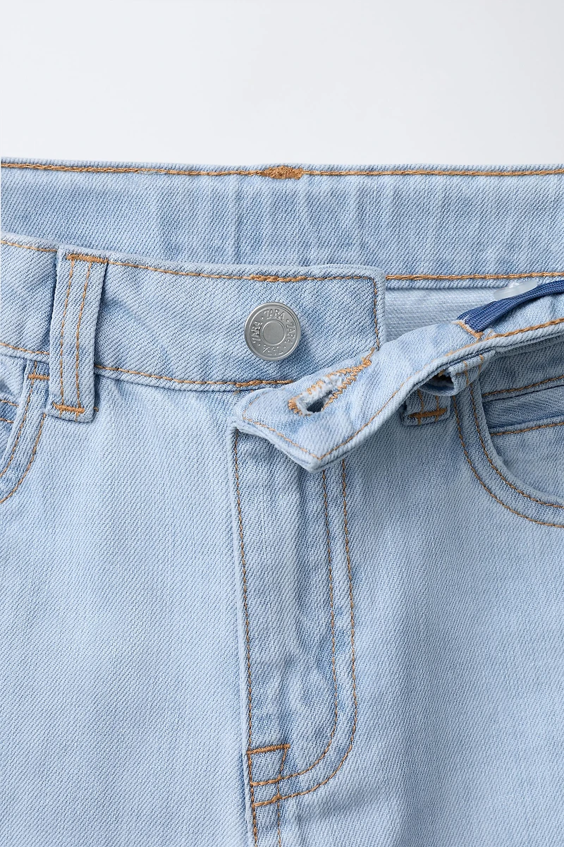 LOOSE FIT JEANS