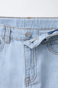 LOOSE FIT JEANS