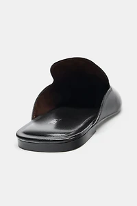 LEATHER MULE LOAFERS