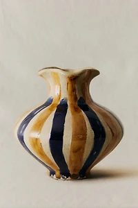 ROUND DECORATIVE CERAMIC VASE