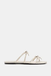 LEATHER BOW SANDALS