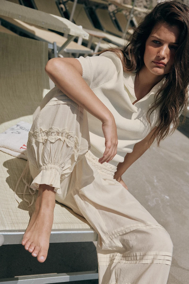 PANTALON BOUFFANT PLISSÉ ET DENTELLE