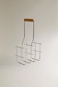 METAL BASKET WITH WOODEN HANDLE