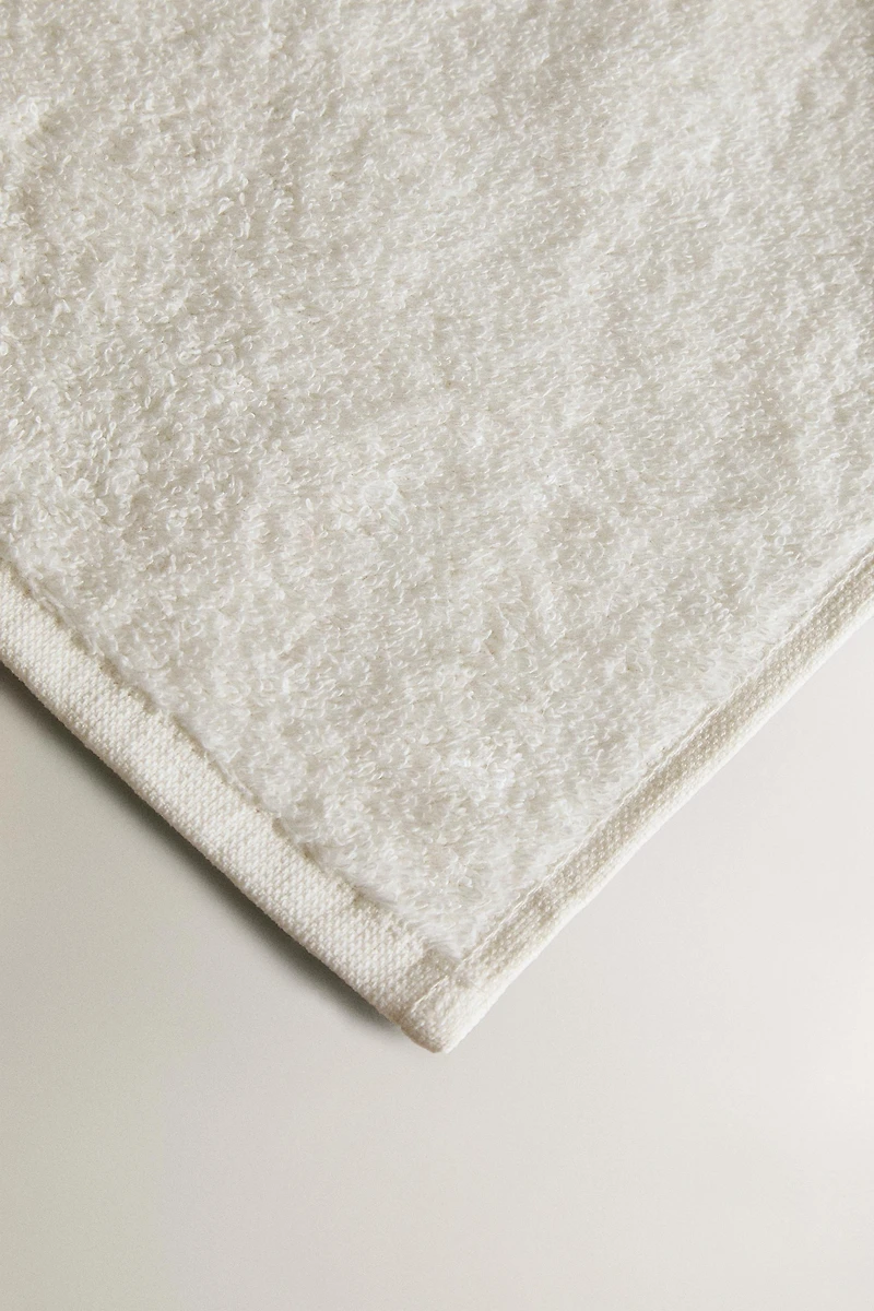 SERVIETTE DE BAIN ENFANT LAPIN