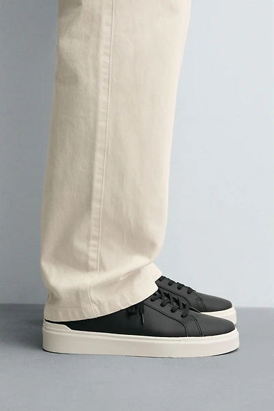 HEEL DETAIL SNEAKERS