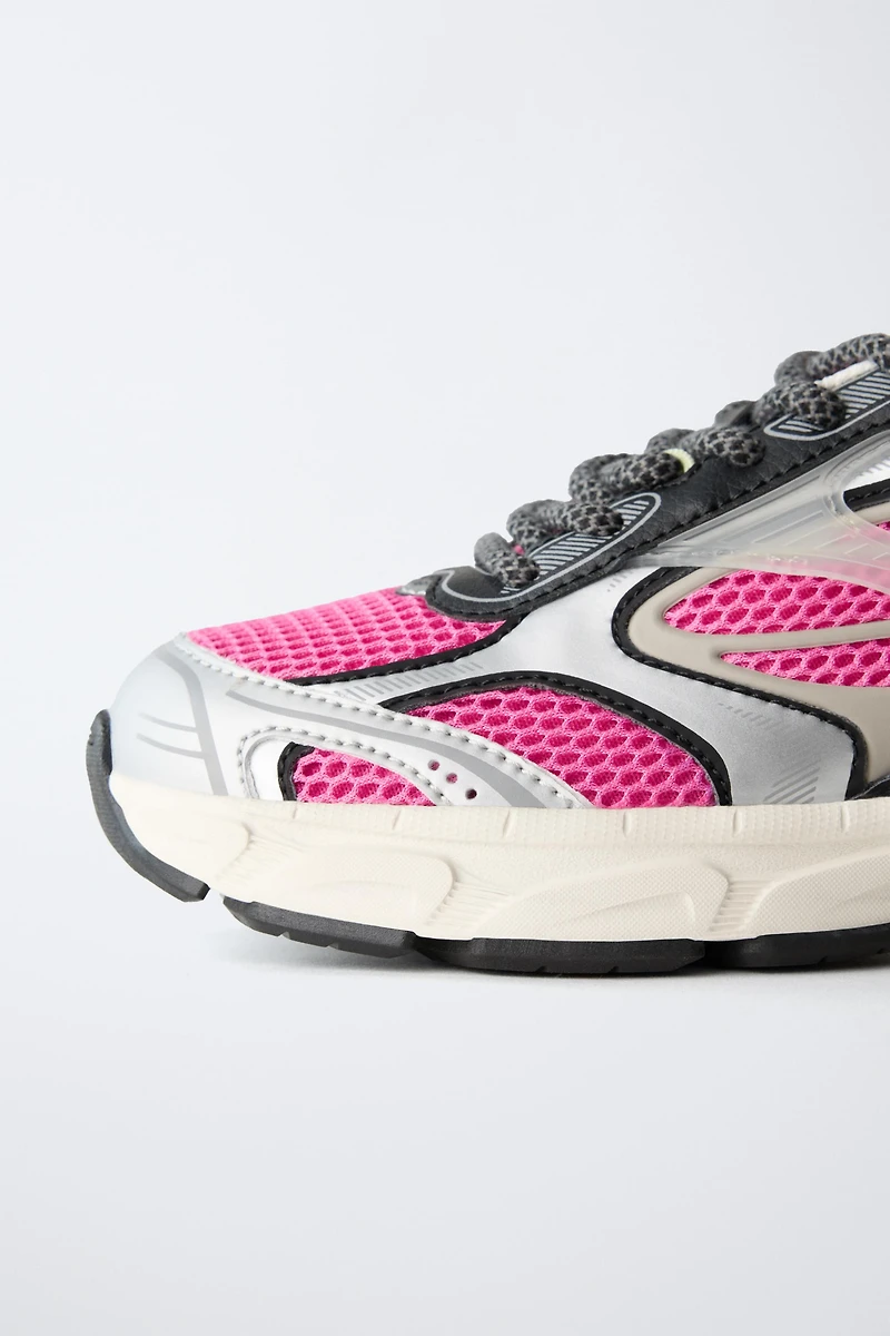 MESH SNEAKERS