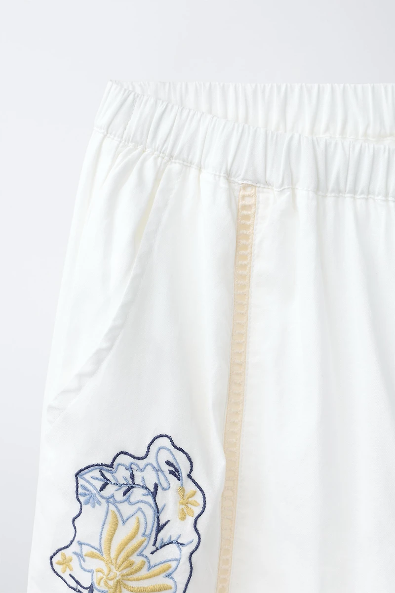 PATCHWORK EMBROIDERED STRAIGHT PANTS