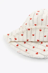 STRIPED HEART EMBROIDERED BUCKET HAT