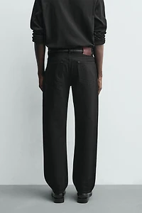 STRAIGHT FIT JEANS
