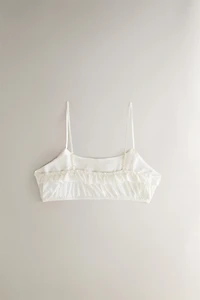 LACE RUFFLE CROP TOP