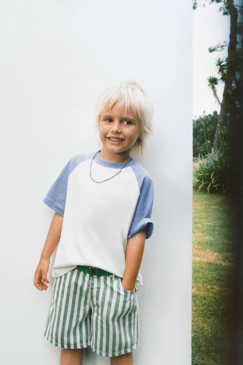 RAGLAN SLEEVE T-SHIRT