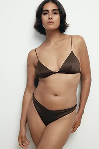 TRIANGLE BRALETTE WITH SILK