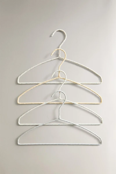 SET OF LINED BABY HANGERS (SET OF 4)