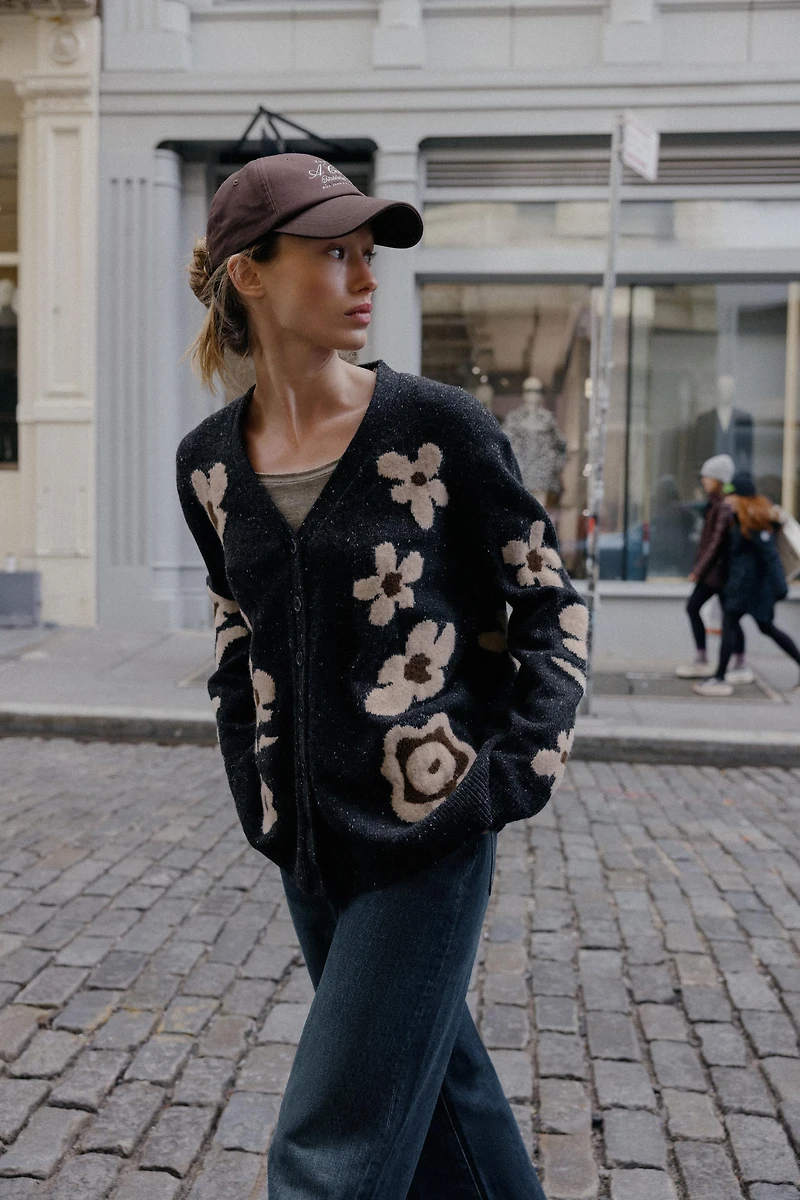 GILET OVERSIZE EN MAILLE JACQUARD FLEURS