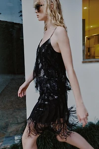 FRINGED SEQUIN TOP
