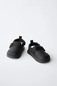 RUBBERIZED CLOGS