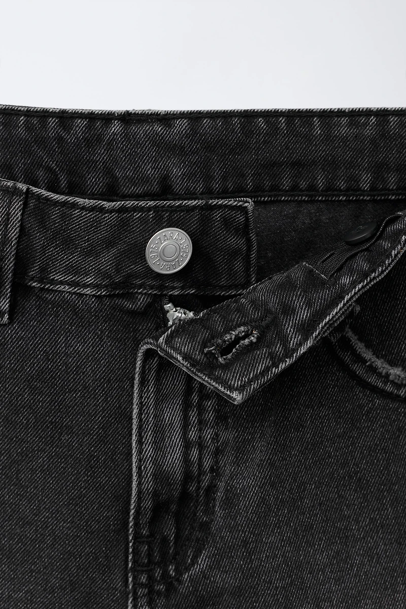 WIDE FIT DENIM SHORTS