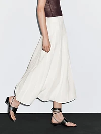 Flared midi skirt with seam details