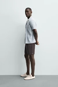 REGULAR FIT SEERSUCKER TEXTURED SHIRT
