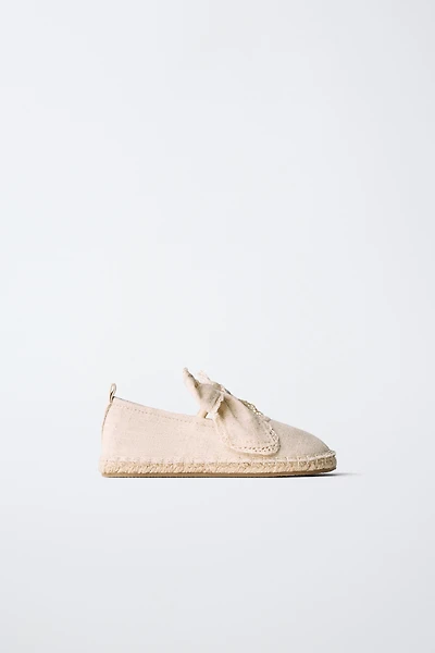 ESPADRILLES AVEC NŒUD