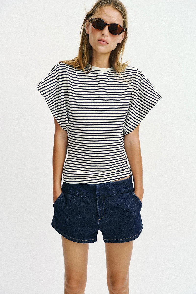 SLIM FIT STRIPED T-SHIRT