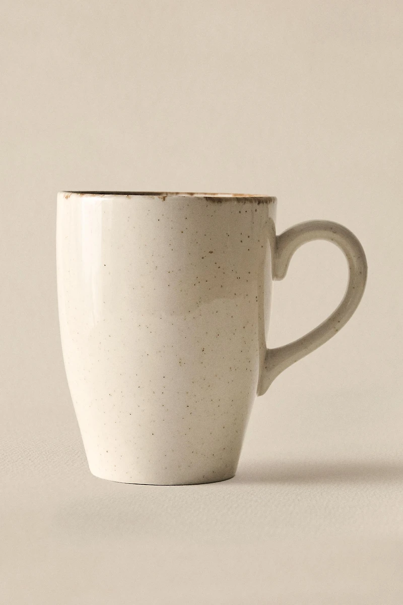PORCELAIN MUG WITH ANTIQUE FINISH RIM