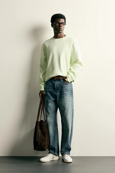 WAFFLE TEXTURE SWEATSHIRT
