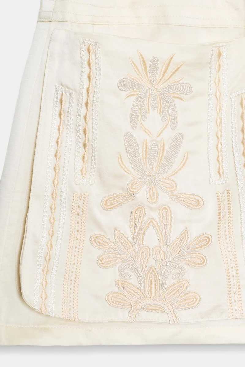 ZW COLLECTION EMBROIDERED BERMUDA SHORTS