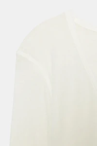 V-NECK T-SHIRT