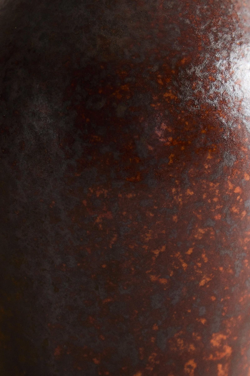 ROUGH-EFFECT CERAMIC VASE