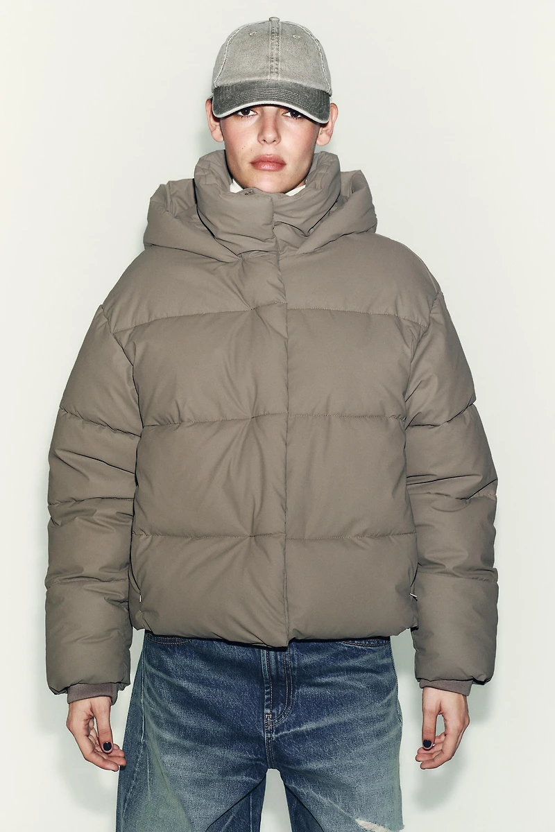 SHORT RUBBERIZED WINDPROOF PUFFER JACKET