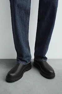 CHUNKY CHELSEA BOOTS
