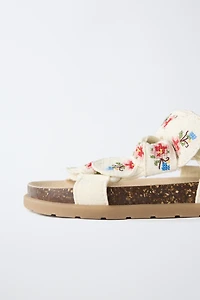 EMBROIDERED BOW SANDALS