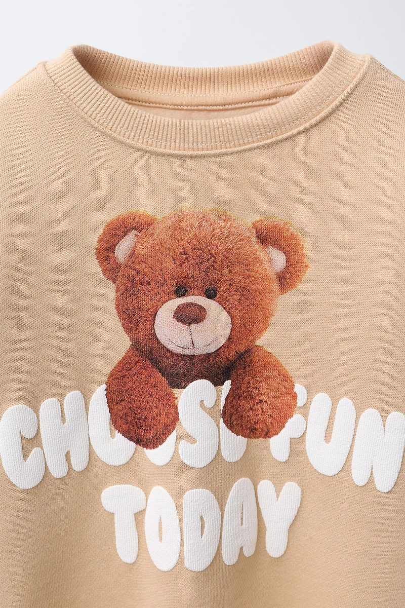 BEAR PRINT SWEATSHIRT