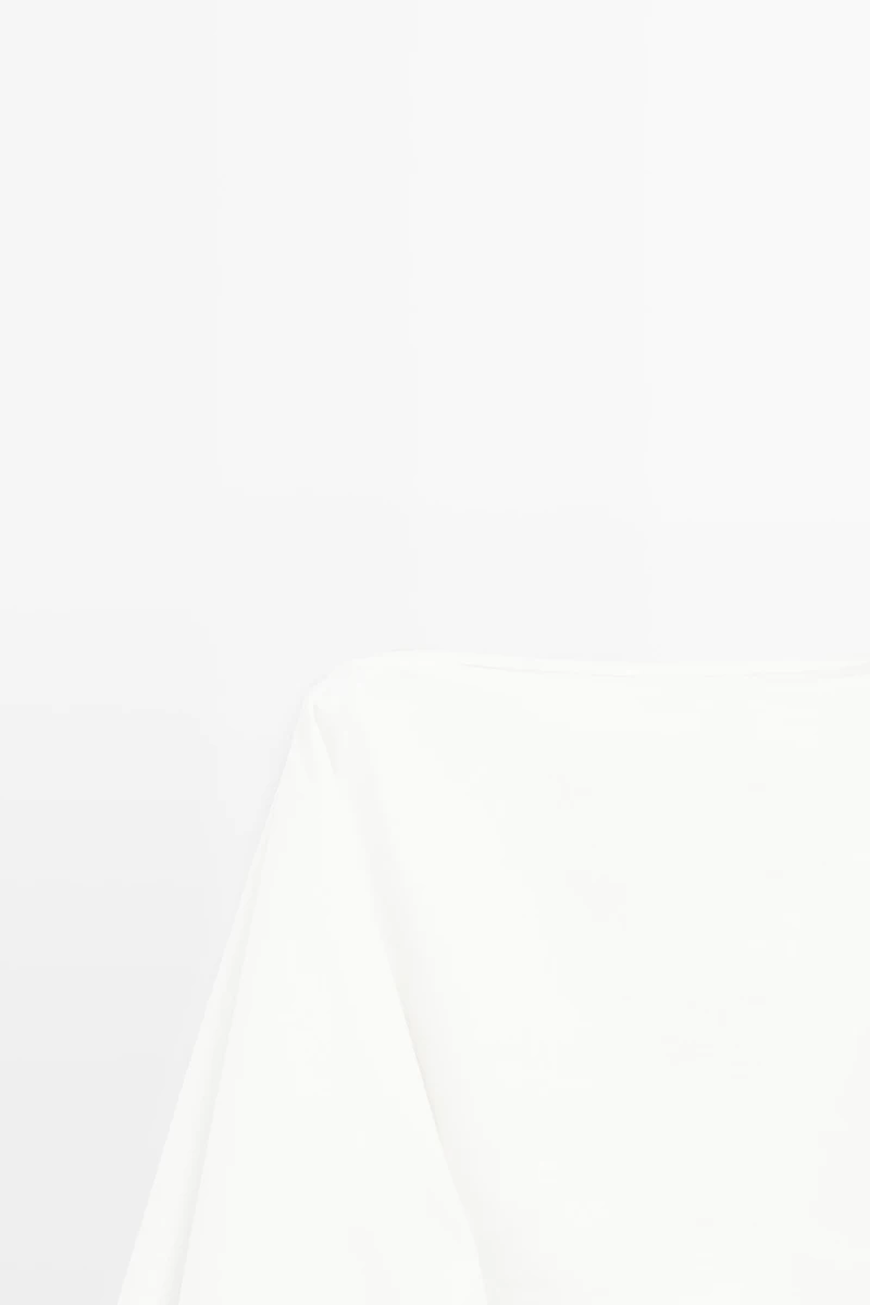 Lightweight asymmetric cape - STUDIO