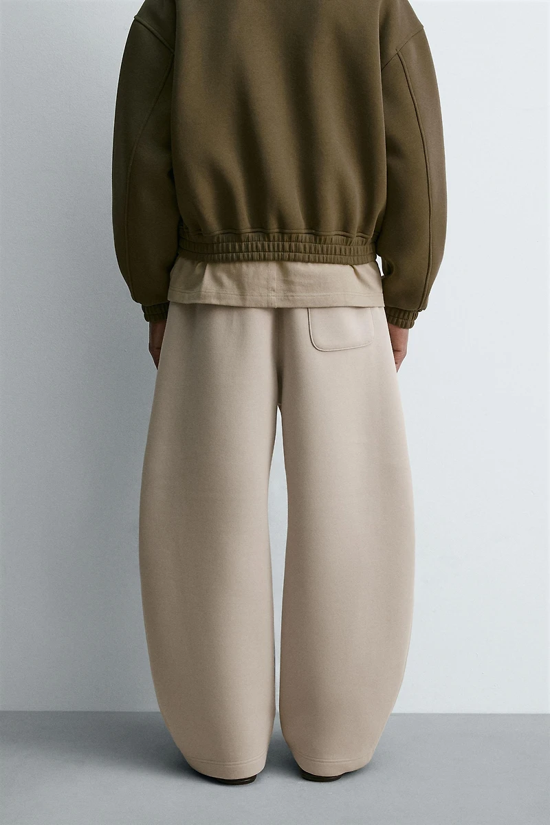 NEOPRENE LOOK BALLOON FIT PANTS