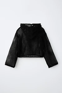 PULL EN RÉSILLE À CAPUCHE