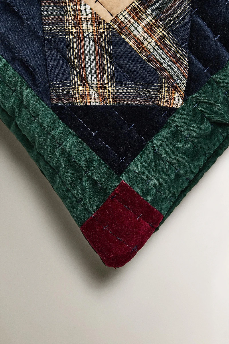 HOUSSE DE COUSSIN CROIX PATCHWORK