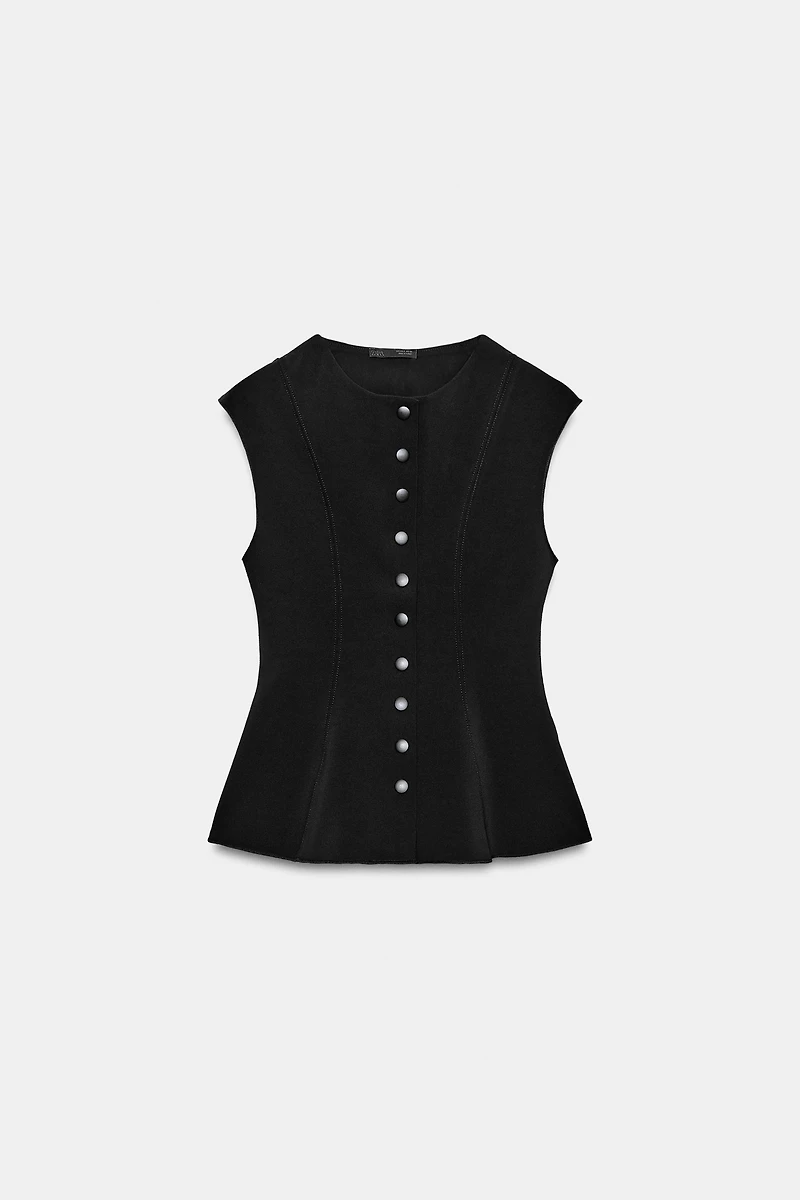 CONTRAST STITCH VEST
