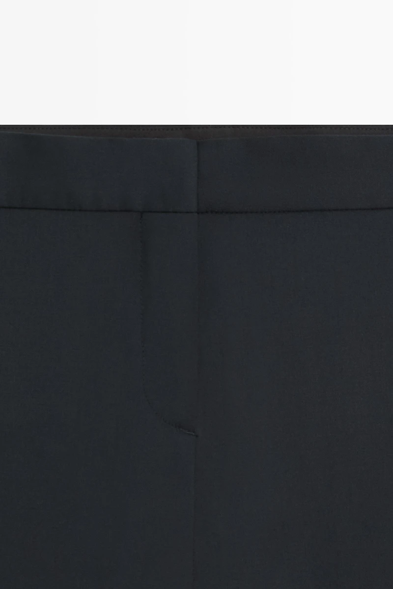 100% cool wool straight-leg pants