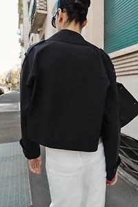SHORT DOUBLE-BREASTED TRENCH COAT