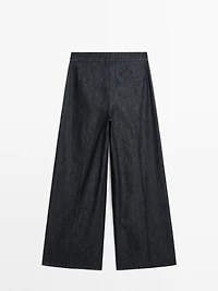Lightweight high-waist wide-leg jeans