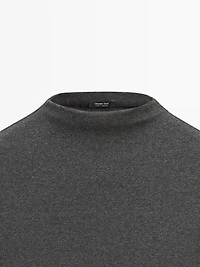 Short sleeve cotton blend T-shirt