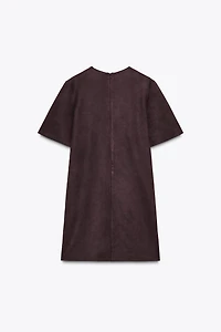 ROBE EFFET DAIM À CLOUS