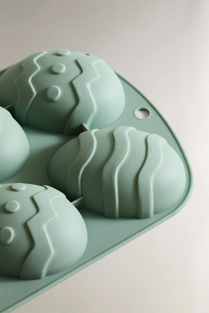 EASTER EGG BAKING MOULD